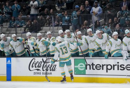 Nick Bonino touche encore la cible et les Sharks prennent la mesure des Coyotes 3-2