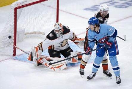 John Klingberg marque deux buts et les Ducks battent le Canadien 5-2