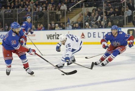 Vesey marque deux fois dans un gain de 3-1 contre les Maple Leafs