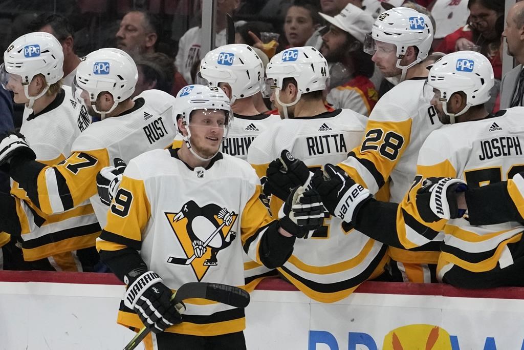 Kris Letang marque et les Penguins l’emportent 4-2 contre les Panthers