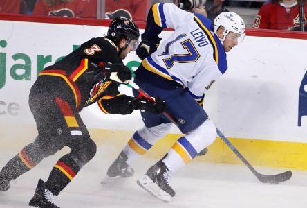 Kyrou réalise un doublé et les Blues défont les Flames 5-2