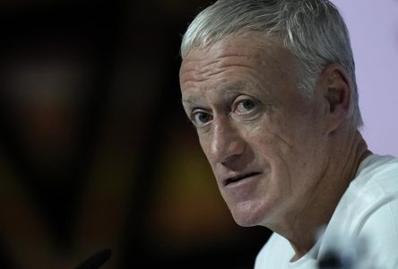 À la veille de la finale contre l’Argentine, Deschamps et la France se sentent seuls