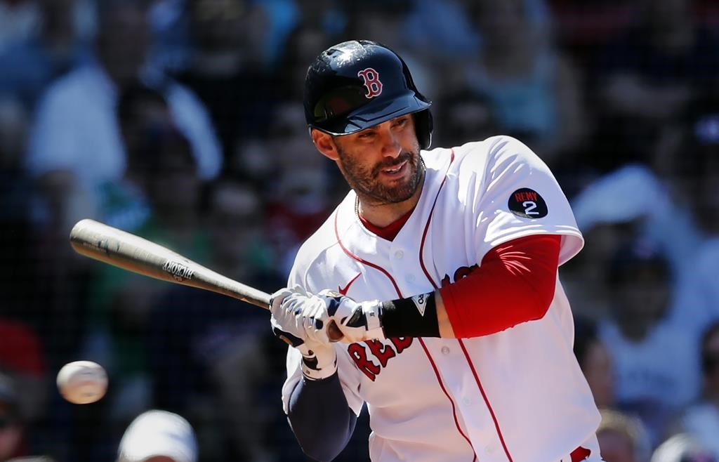 Les Dodgers ajoutent le puissant cogneur J.D. Martinez à leur formation