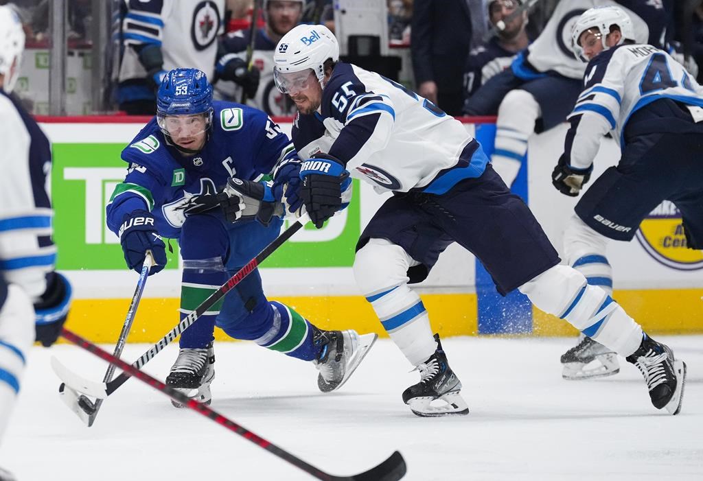 Connor récolte deux points et les Jets défont facilement les Canucks 5-1