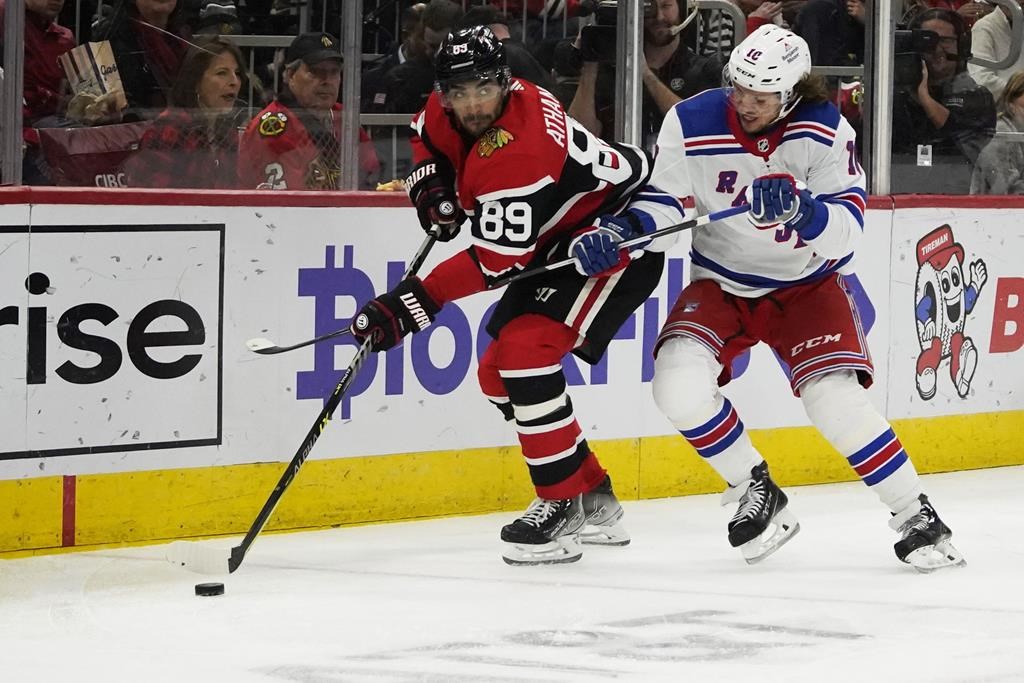 Panarin mène les Rangers à un gain de 7-1 contre les Blackhawks