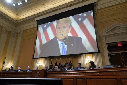 Le comité du 6-Janvier dévoile son rapport final, décrivant le «complot» de Trump