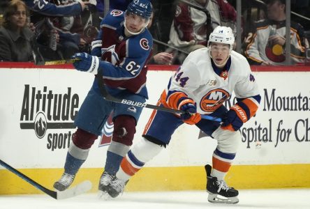 Georgiev repousse 26 tirs et l’Avalanche blanchit les Islanders 1-0