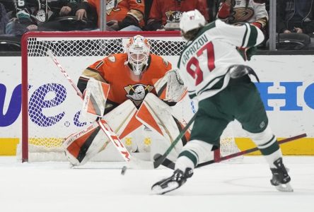 Le Wild remporte un sixième match consécutif, 4 à 1 face aux Ducks