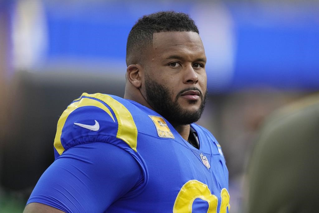 Rams: le retour d’Aaron Donald est peu probable cette saison, dit McVay