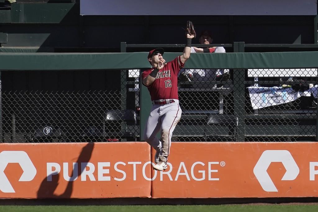 Les Blue Jays obtiennent le voltigeur Varsho en retour de Gurriel et Moreno