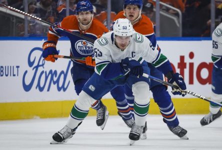 Une soirée de quatre points pour Bo Horvat, dans un gain de 5-2 des Canucks