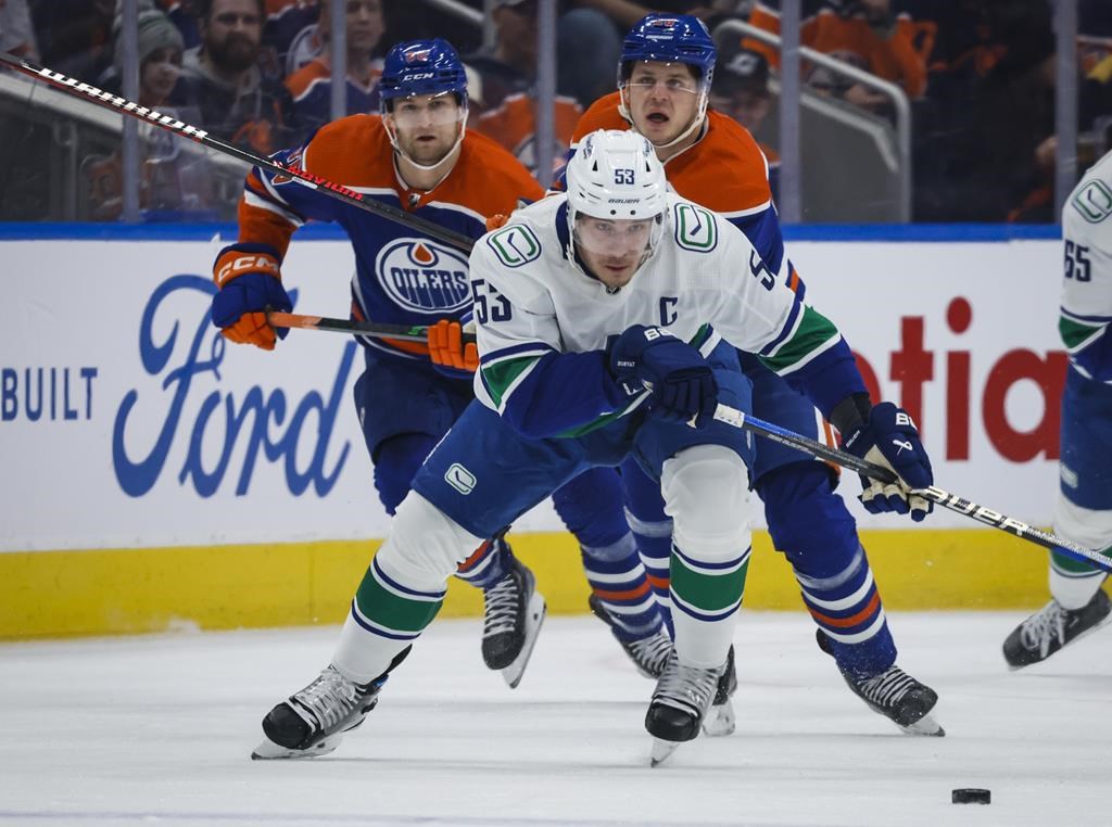 Une soirée de quatre points pour Bo Horvat, dans un gain de 5-2 des Canucks