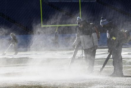 Le froid retarde d’une heure le début du match entre les Texans et les Titans