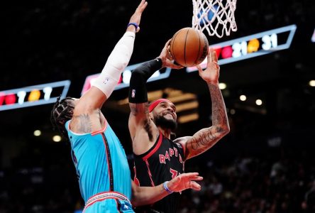 Gary Trent fils amasse 35 points et les Raptors défont les Suns 113-104