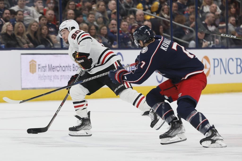 Nyquist marque deux buts et les Blue Jackets battent les Blackhawks 4-1