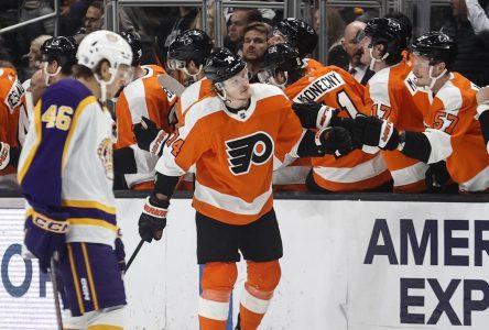 Les Flyers gagnent 4-2 et mettent fin à la séquence de succès des Kings