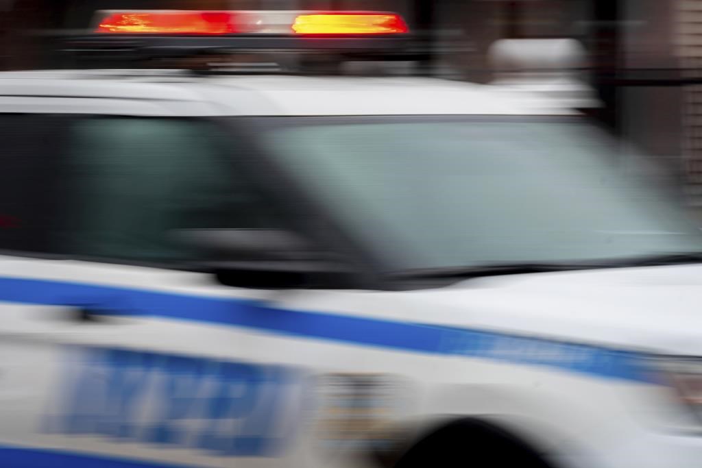 Trois policiers ont été attaqués à la machette près de Times Square à New York