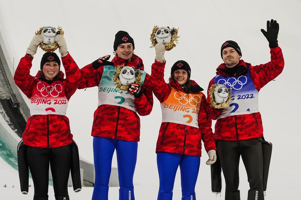 Saut à skis: la Canadienne Alexandria Louttit se classe 4e en Coupe du monde