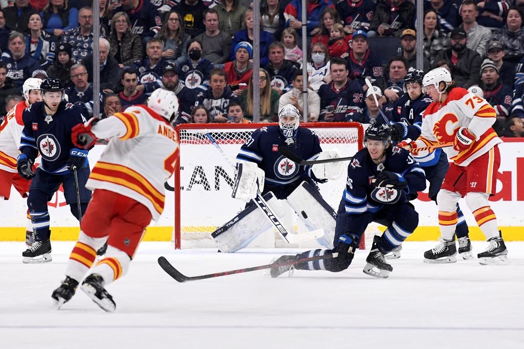 Sam Gagner marque tard en troisième période et offre la victoire aux Jets