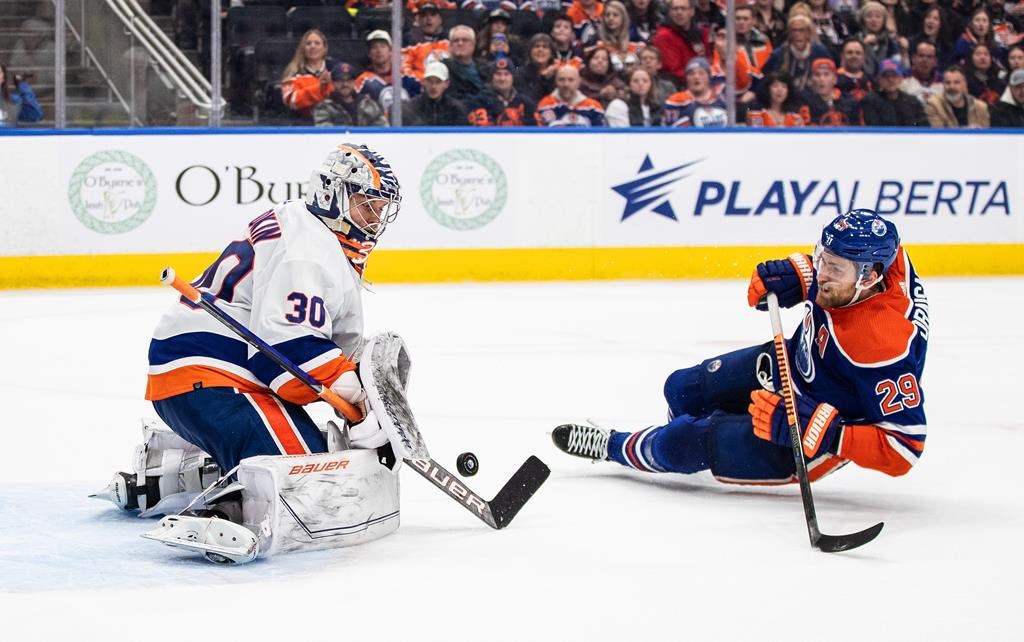 Les Oilers défont les Islanders 4-2 et retrouvent le chemin de la victoire