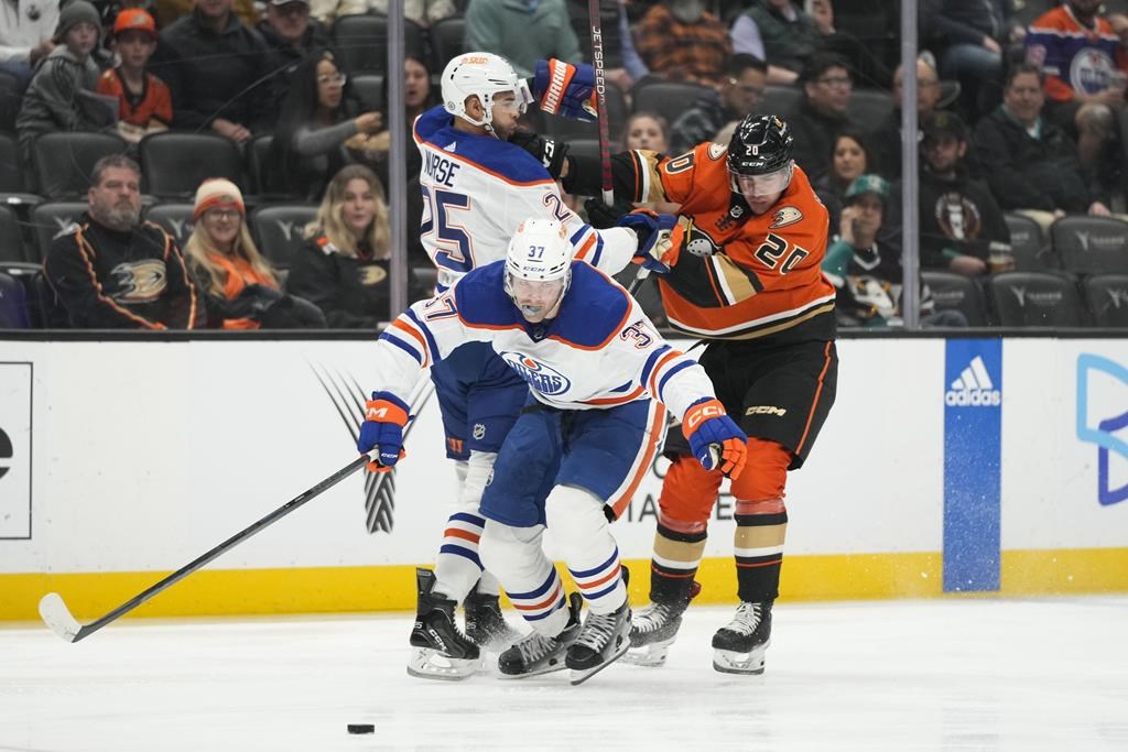 Une victoire facile des Oilers, 6-2 à Anaheim; deux autres points pour McDavid