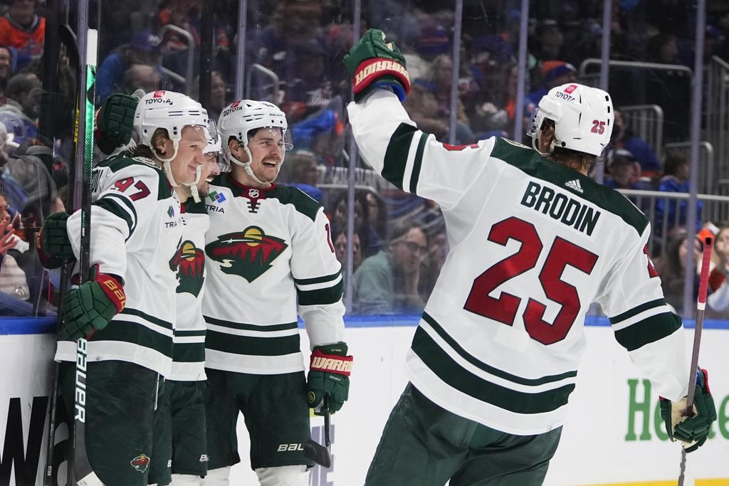 Trois buts en troisième période aident le Wild à l’emporter 3-1 contre les Islanders