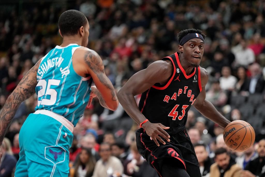 Siakam obtient 35 points dans une victoire des Raptors contre les Hornets