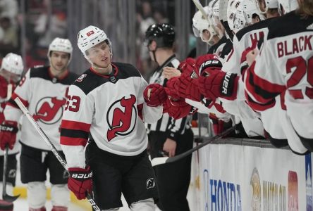 Trois points pour Jack Hughes à Anaheim, dans un gain facile des Devils