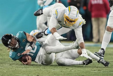 Jacksonville efface un retard de 27 points et l’emporte 31-30 face aux Chargers