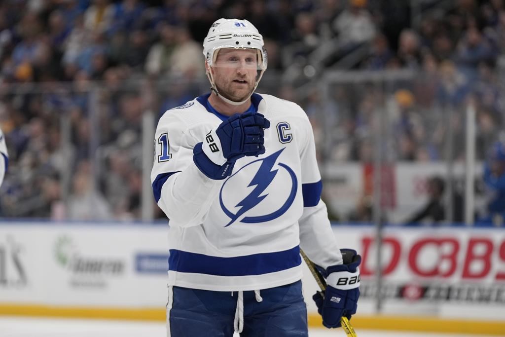 Un 500e but dans la LNH pour Steven Stamkos, du Lightning de Tampa Bay