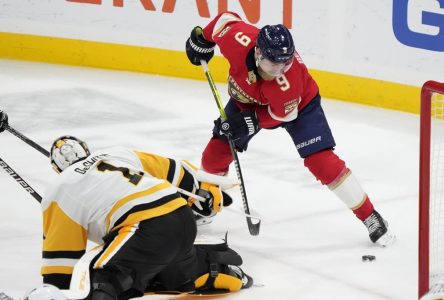 Bobrovsky effectue 31 arrêts et les Panthers battent les Penguins 4-1