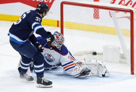 Josh Morrissey aide les Jets à vaincre les Oilers 7-5