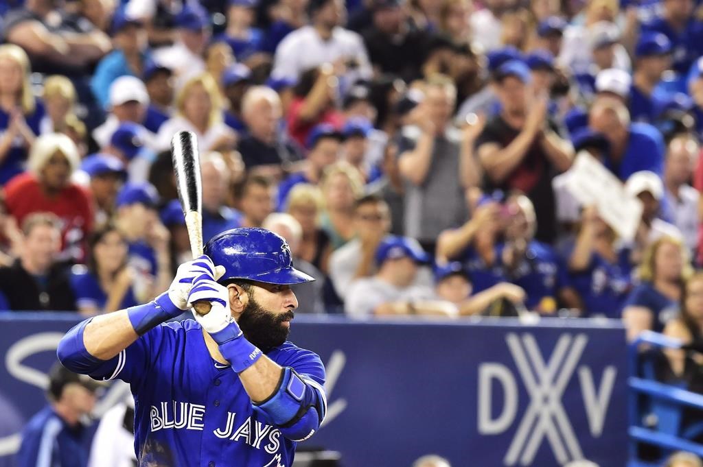 Les Blue Jays rendront hommage à l’ancien puissant cogneur Jose Bautista en 2023