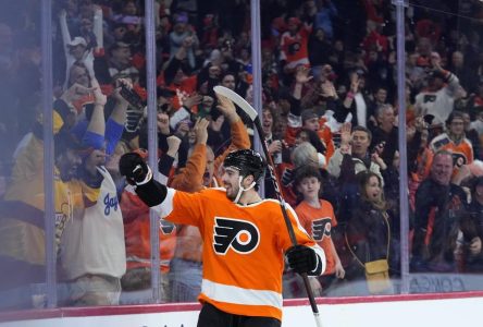 Les Flyers mettent fin à une série de 4 défaites avec un gain contre les Wings, 3-1