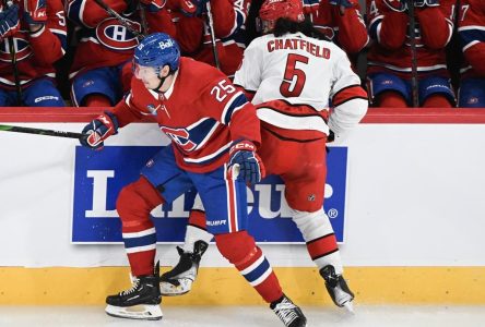 Kotkaniemi tranche en fusillade et les Hurricanes battent le Canadien 4-3