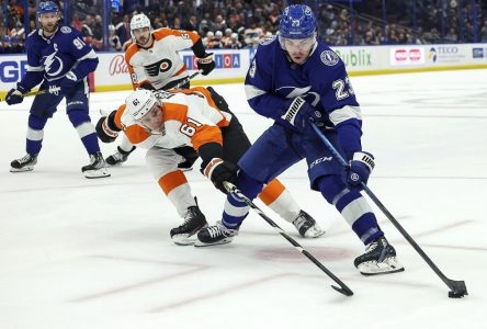 Le Lightning retrouve le sentier de la victoire en l’emportant 5-2 contre les Flyers