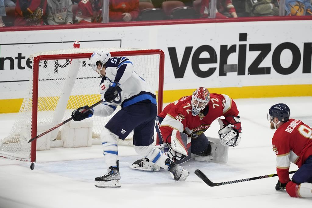 Mark Scheifele donne la victoire aux Jets en prolongation, contre les Panthers