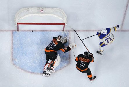 Owen Tippett enregistre un tour du chapeau et les Flyers ont raison des Sabres