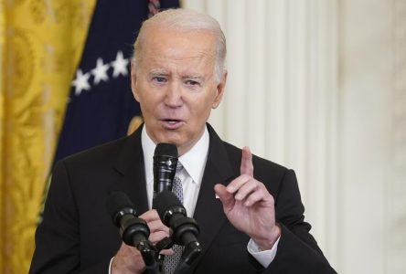 Le président Joe Biden a mis lundi son premier veto, sur les investissements ESG
