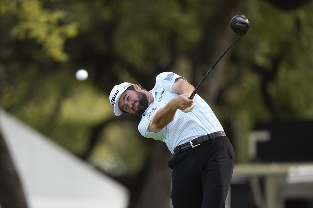 Scottie Scheffler et Rory McIlroy accèdent aux demi-finales du Championnat par trou