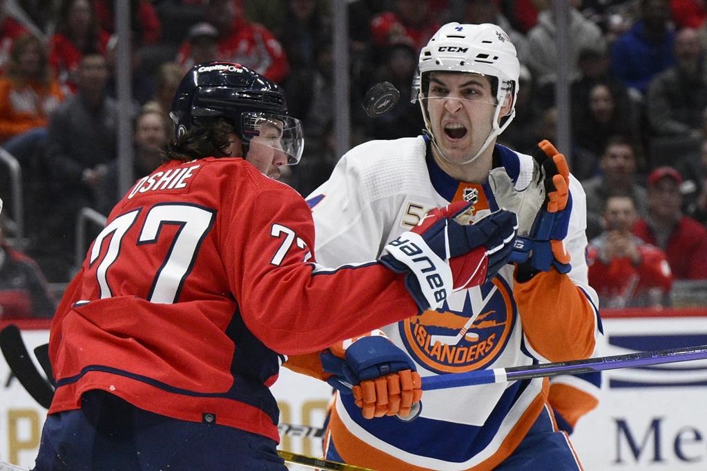 Sorokin brille et les Islanders battent les Capitals 2-1 en tirs de barrage