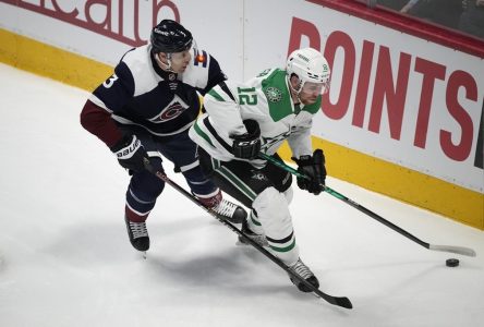 MacKinnon et Rantanen aident l’Avalanche à défaire les Stars par la marque de 5-2