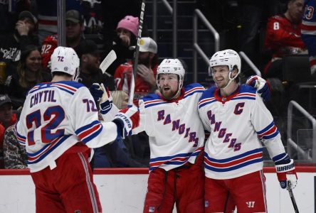 Une 16e but pour Alexis Lafrenière, dans un gain de 5-2 des Rangers