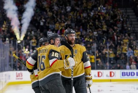 Les Golden Knights dominent les Kings 5-2 dans une victoire importante