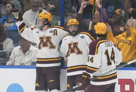 Le Wild fait signer un contrat d’entrée au jeune défenseur Brock Faber