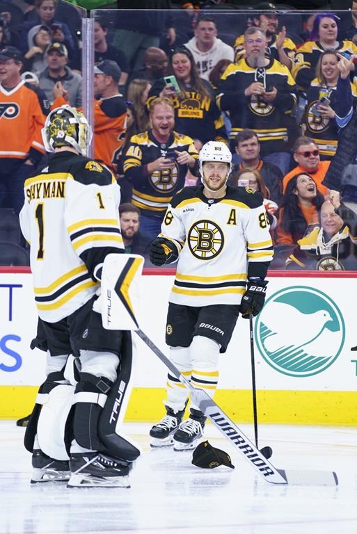 L’attaquant des Bruins David Pastrnak atteint le plateau des 60 buts cette saison