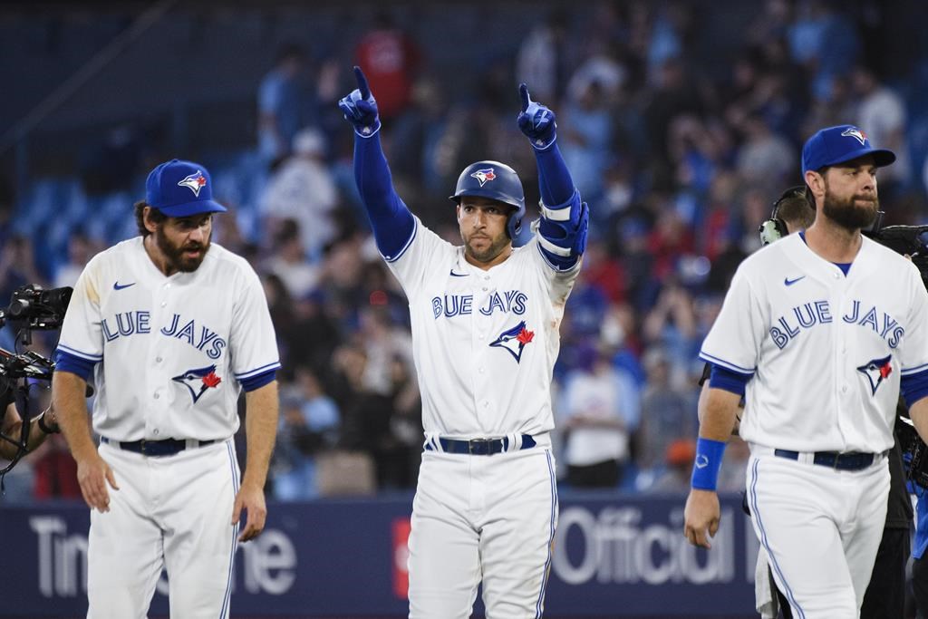 Springer fait marquer le point victorieux en 10e manche et les Blue Jays gagnent 4-3