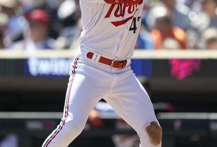 Édouard Julien brille dans la victoire de 11-2 des Twins face aux Yankees