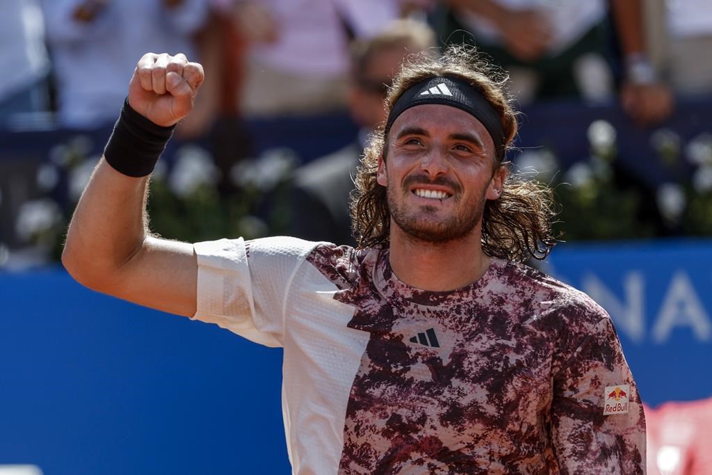 Stefanos Tsitsipas affrontera Carlos Alcaraz en finale à l’Omnium de Barcelone