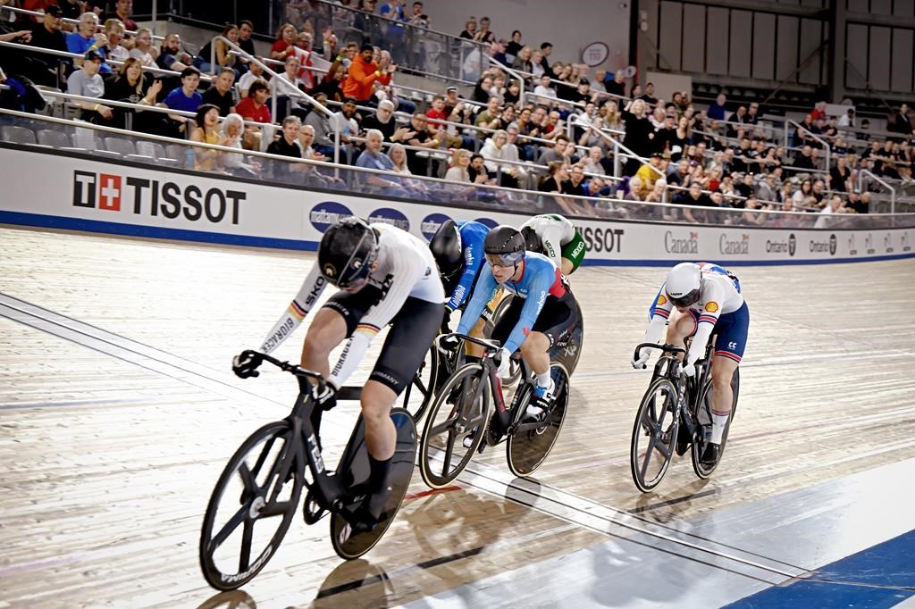 Lauriane Genest remporte l’argent au keirin; Kelsey Mitchell termine septième